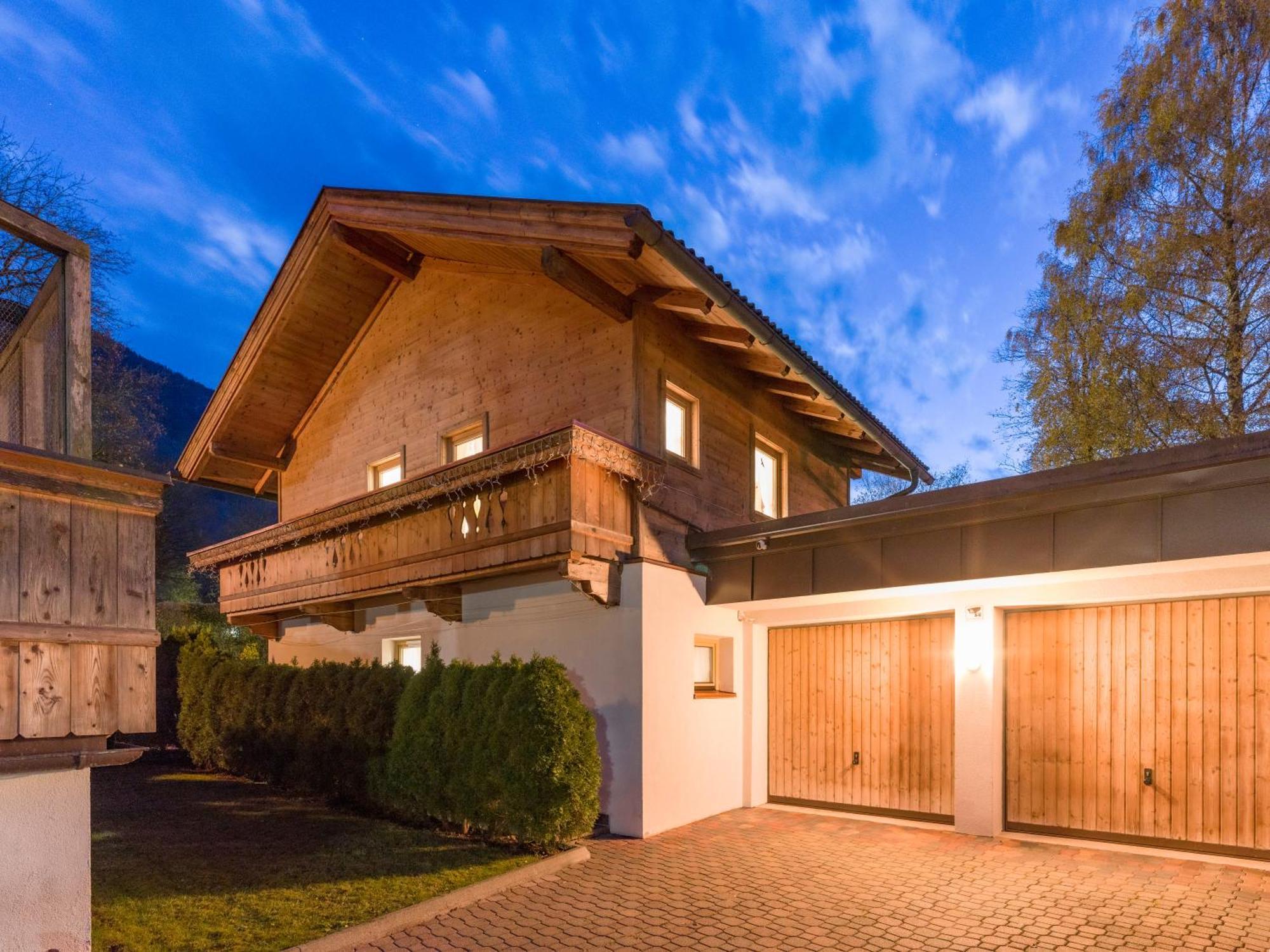Chalet - Apartments Julitta Oberhollenzer Mayrhofen Exterior foto