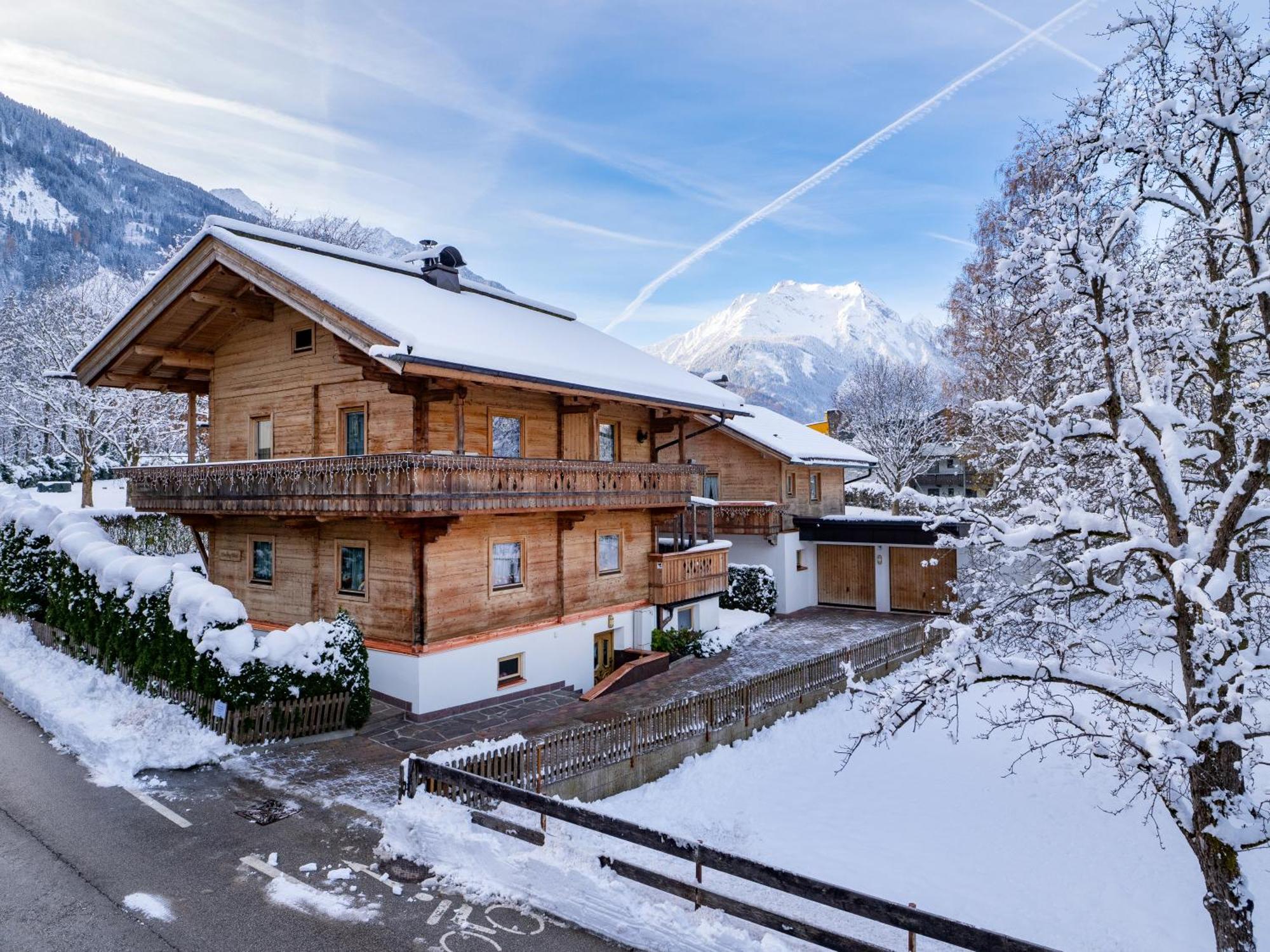 Chalet - Apartments Julitta Oberhollenzer Mayrhofen Exterior foto