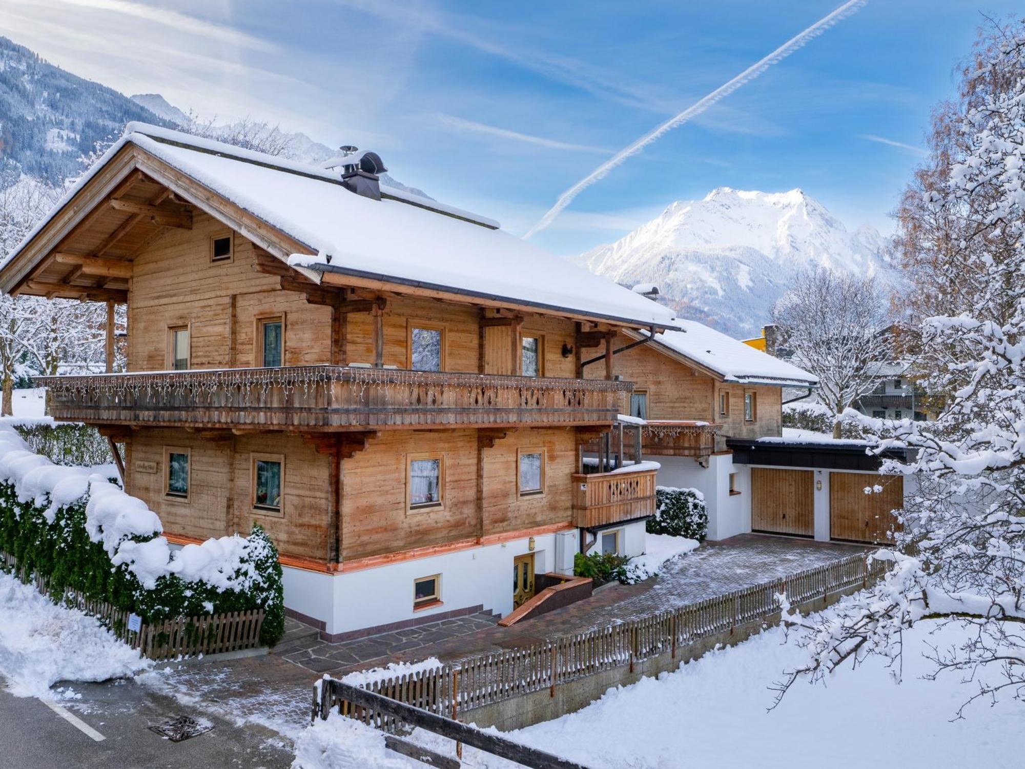Chalet - Apartments Julitta Oberhollenzer Mayrhofen Exterior foto